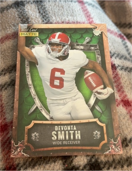 2021 Wild Card Matte #MWW-7 Devonta Smith Weekend Warrior — front