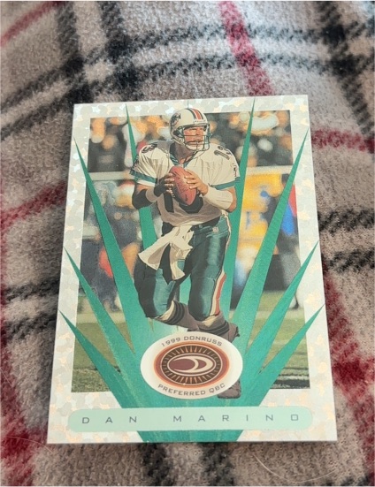 1999 Donruss Preferred QBC #67 Dan Marino — front