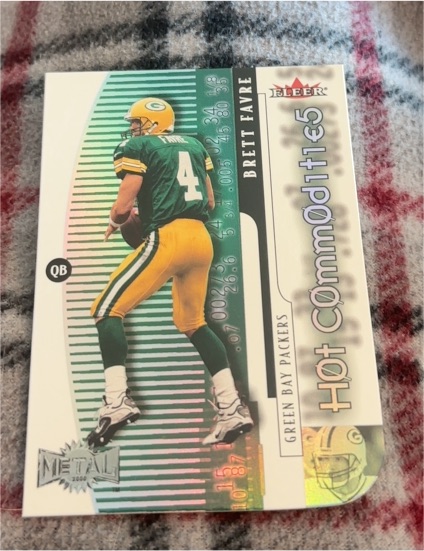 2000 Fleer Metal Hot Commodities #6HC Brett Favre — front