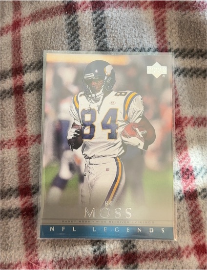 2000 Upper Deck Legends #38 Randy Moss — front