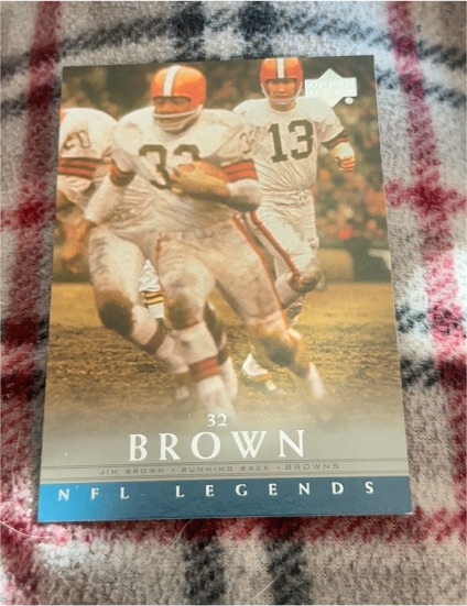 2000 Upper Deck NFL Legends #11 Jim Brown — front