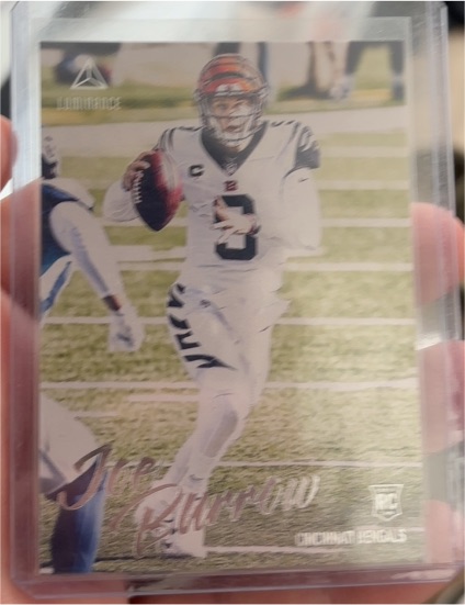 2020 Panini Chronicles Luminance #201 Joe Burrow Rookie Card — front