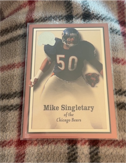 2000 Fleer Greats of the Game #37 Mike Singletary — front