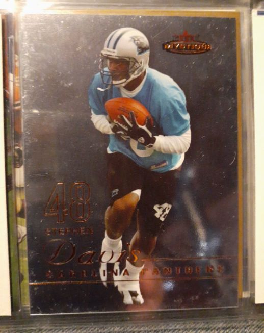 2003 Fleer Mystique #13 Stephen Davis — front