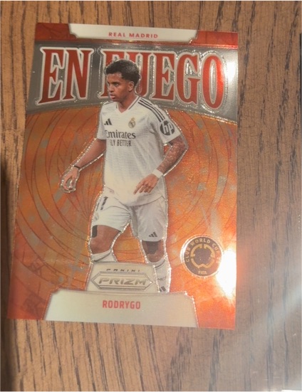 2025 Panini Prizm FIFA Club World Cup En Fuego #24 Rodrygo — front