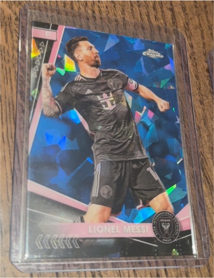 2024 Topps Chrome MLS Sapphire #10 Lionel Messi Image Variation — front