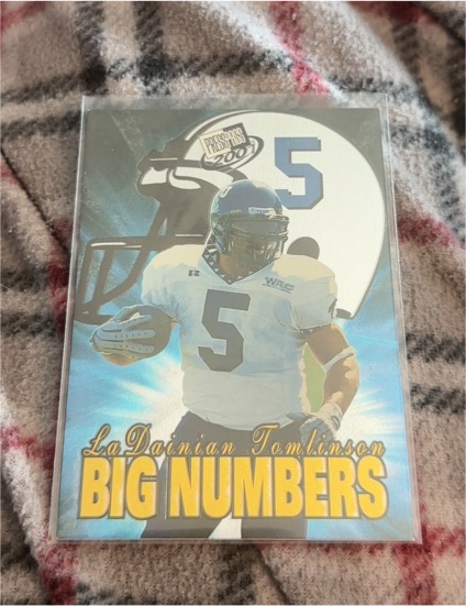 2001 Press Pass #BN4 LaDainian Tomlinson Big Numbers — front