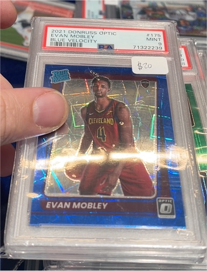 2021 Donruss Optic #175 Evan Mobley — front
