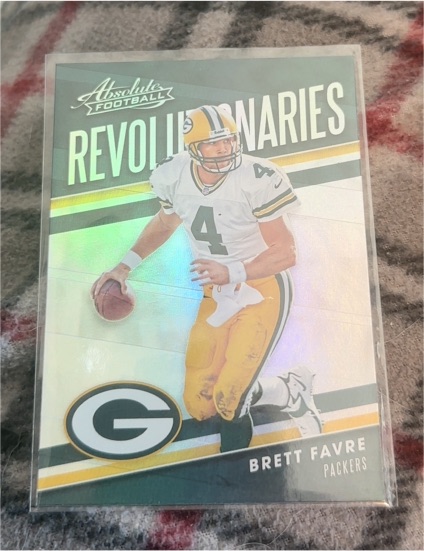 2018 Panini Absolute Football Revolutionaries #RE-BF Brett Favre — front