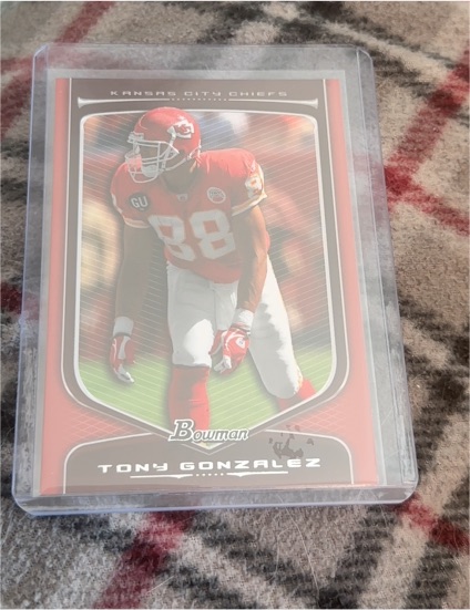 2009 Bowman #88 Tony Gonzalez — front