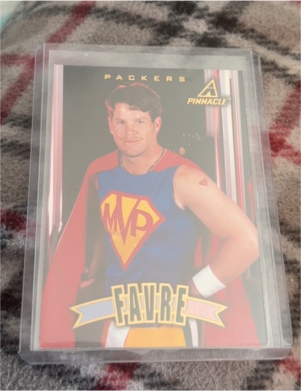 1997 Pinnacle #1 Brett Favre — front