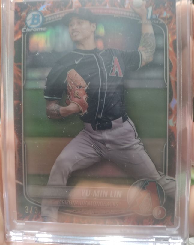 2025 Bowman Chrome #BCP-27 Yu-Min Lin — front