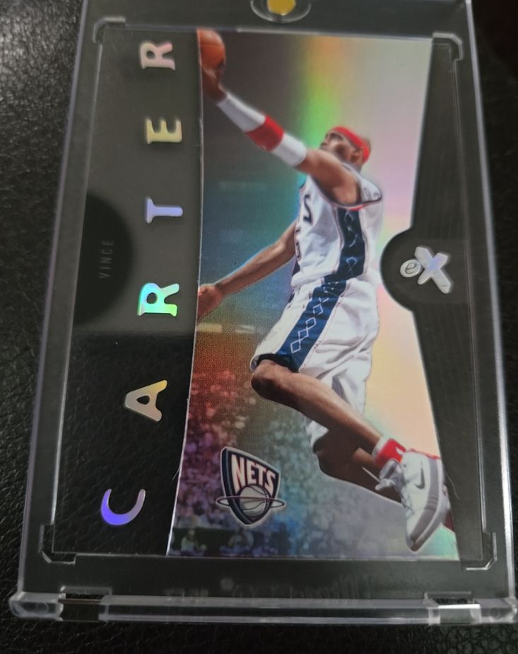 2006-07 Fleer EX Vince Carter — front