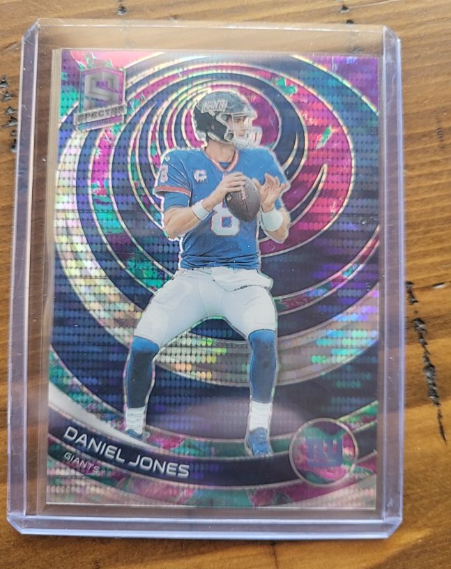 2024 Panini Select #8 Daniel Jones — front