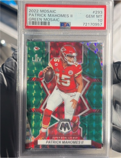 2022 Panini Mosaic #293 Patrick Mahomes II Green Mosaic — front