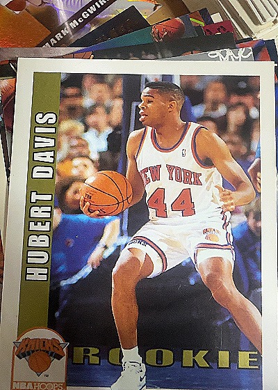 1992-93 Hoops #435 Hubert Davis — front