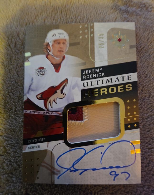 2005 Upper Deck Ultimate Collection Ultimate Heroes #25/35 Jeremy Roenick — front