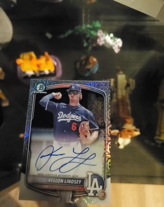 2023 Bowman Chrome Kellon Lindsey — front