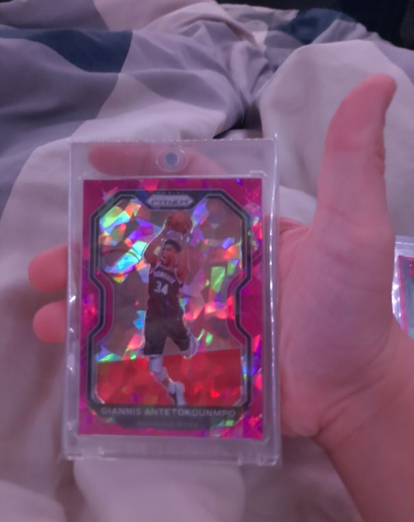 2020 Panini Prizm #111 Giannis Antetokounmpo — front