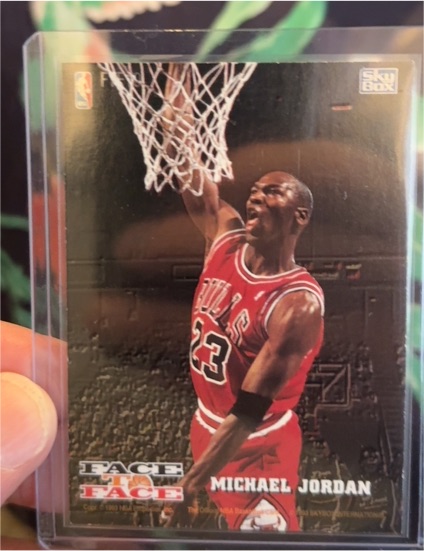1993 SkyBox NBA Hoops Face to Face #FF10 Michael Jordan — front