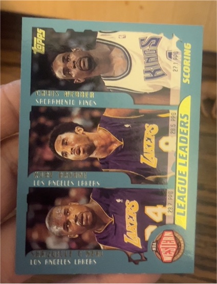 2001-02 Topps #215 Scoring Leaders Shaquille O'Neal Kobe Bryant Chris Webber — front