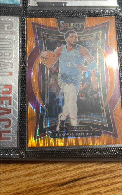 2024-25 Panini Select #21 Donovan Mitchell — front