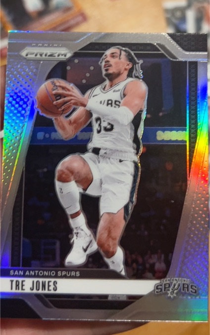 2024-25 Panini Prizm #61 Tre Jones — front