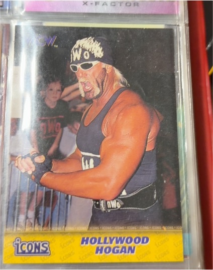 1998 Topps WCW Icons #65 Hollywood Hogan — front