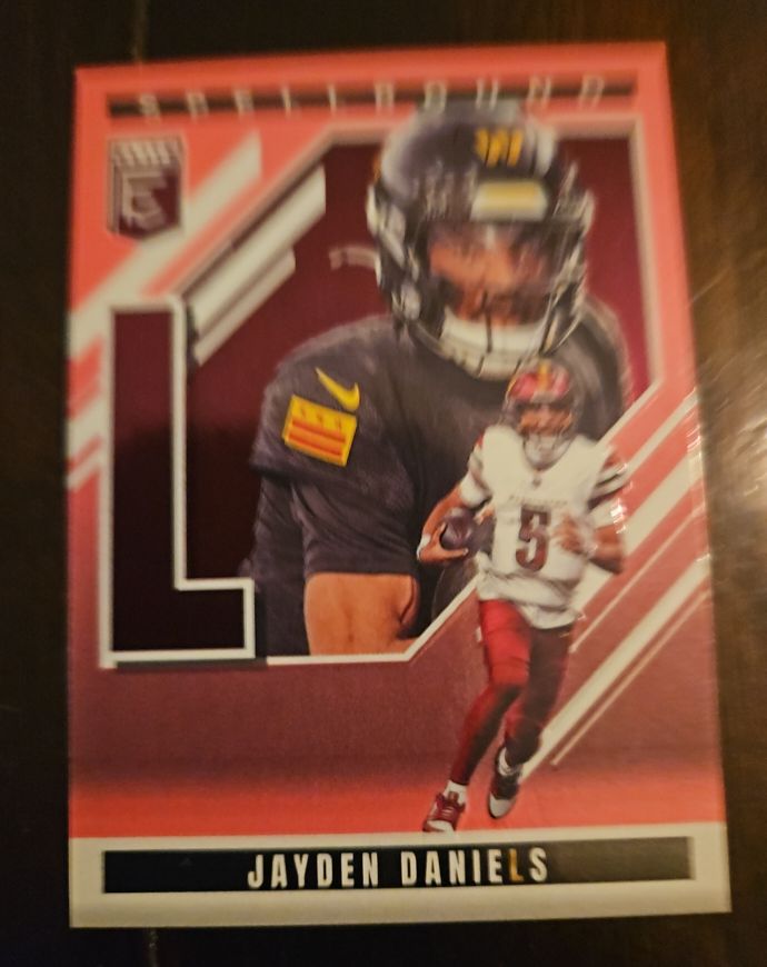 2025 Panini Donruss Elite #13 Jayden Daniels Spellbound — front