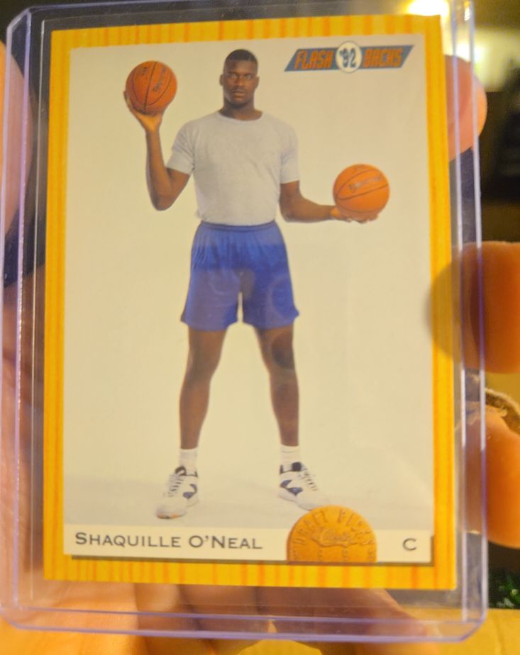 1992 Classic Draft Picks #104 Shaquille O'Neal Flash Backs — front