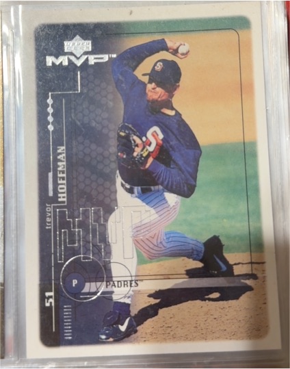 1999 Upper Deck MVP #51 Trevor Hoffman — front