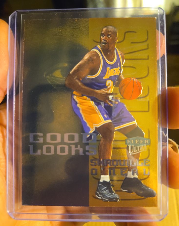 1999-00 Fleer Ultra #5 Good Looks Shaquille O'Neal — front
