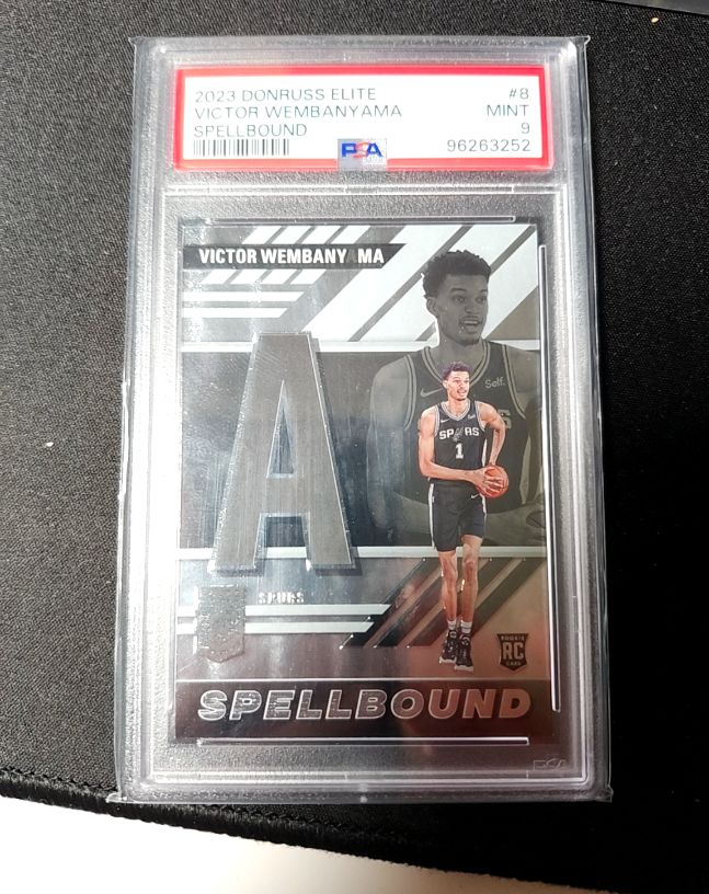2023 Donruss Elite #8 Victor Wembanyama Spellbound — front