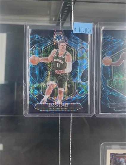 2023-24 Panini Mosaic #11 Brook Lopez — front