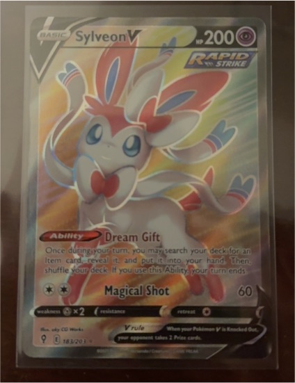 2021 Pokémon TCG #183 Sylveon V — front