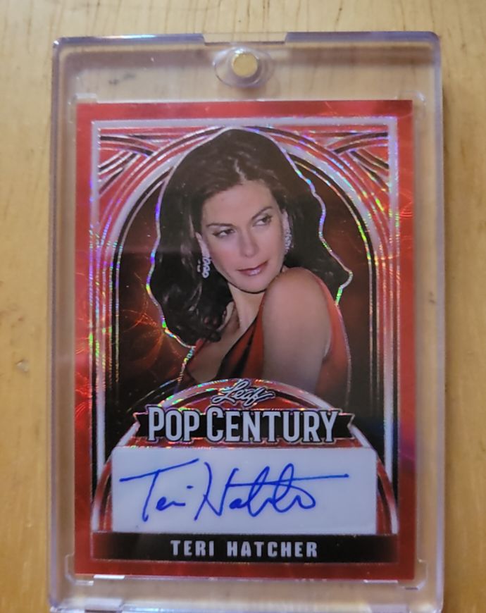 2024 Leaf Metal Pop Century #4/5 Teri Hatcher — front
