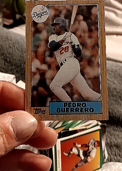 1987 Topps #300 Pedro Guerrero — front