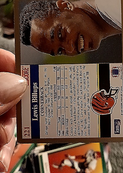 1990 Score #221 Lewis Billups — back
