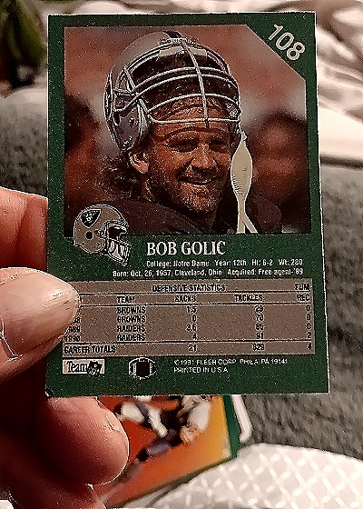 1991 Fleer #108 Bob Golic — back