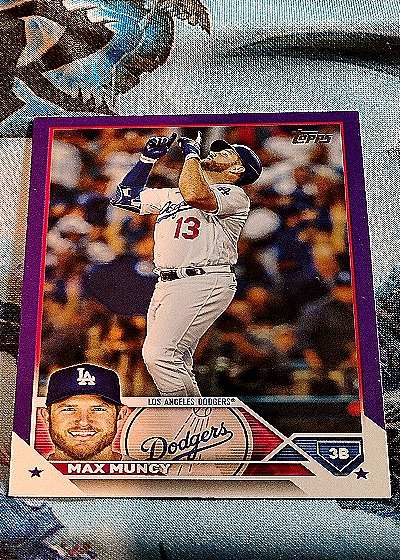 2023 Topps Update #519 Max Muncy — front