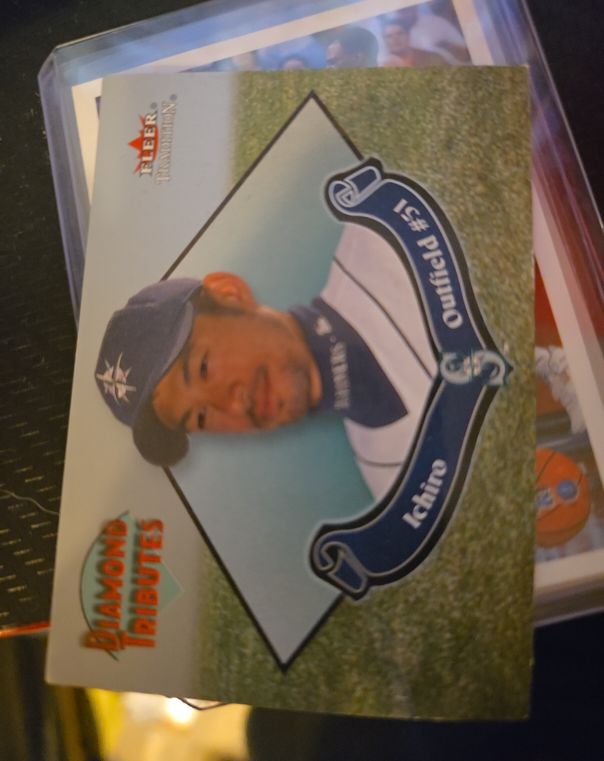 2002 Fleer Tradition Diamond Tributes #14DT Ichiro Suzuki — front