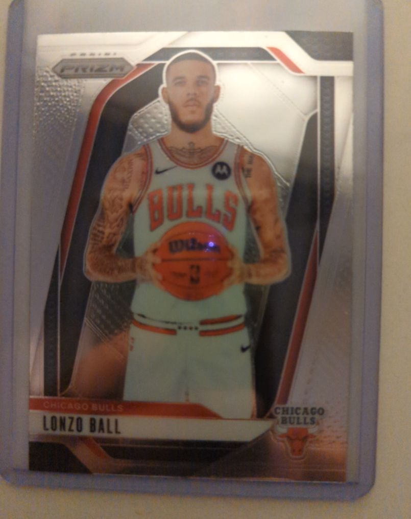 2024-25 Panini Prizm #75 Lonzo Ball — front