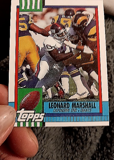 1990 Topps #55 Leonard Marshall — front