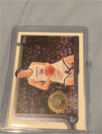 2025-26 Topps #186 Zach Edey — front