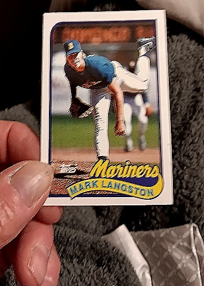 1989 Topps #355 Mark Langston — front
