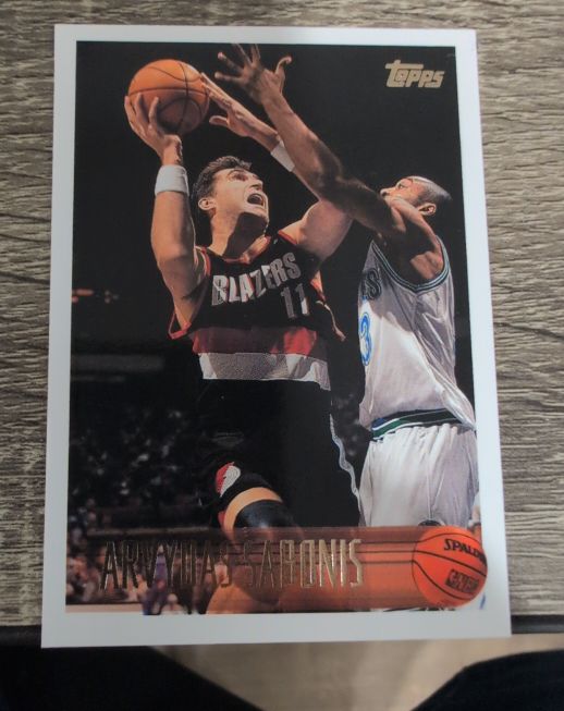 1996-97 Topps #38 Arvydas Sabonis — front