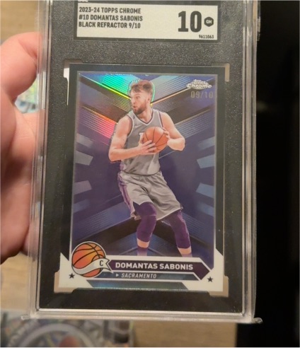 2023-24 Topps Chrome #10 Domantas Sabonis Black Refractor — front