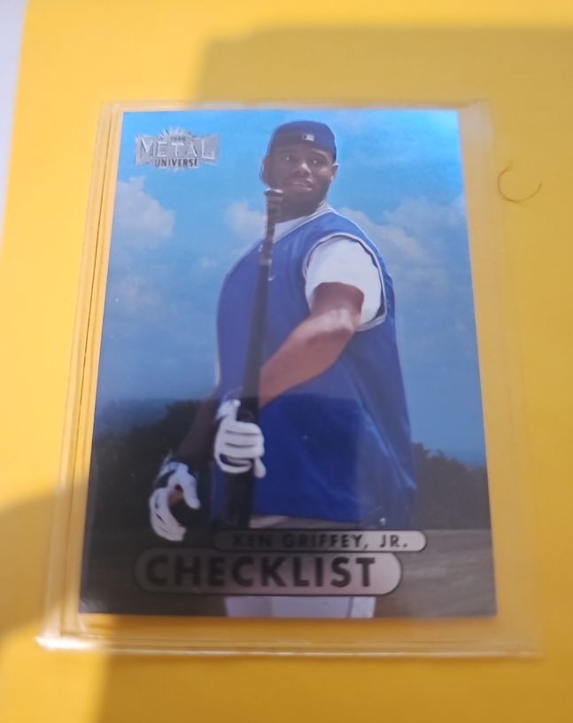 1998 SkyBox Metal Universe #218 Ken Griffey Jr. Checklist — front