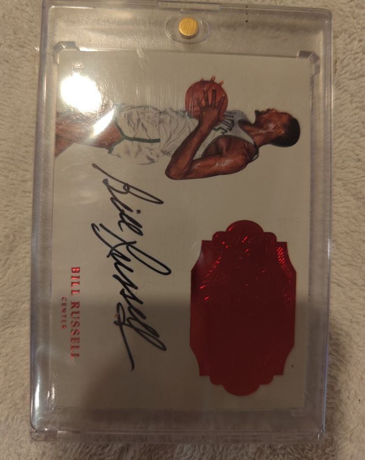 2016 Panini Flawless Bill Russell Ruby Red Auto — front