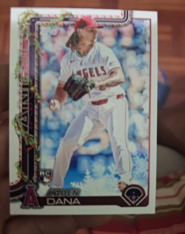 2025 Topps Holiday #H133 Caden Dana — front